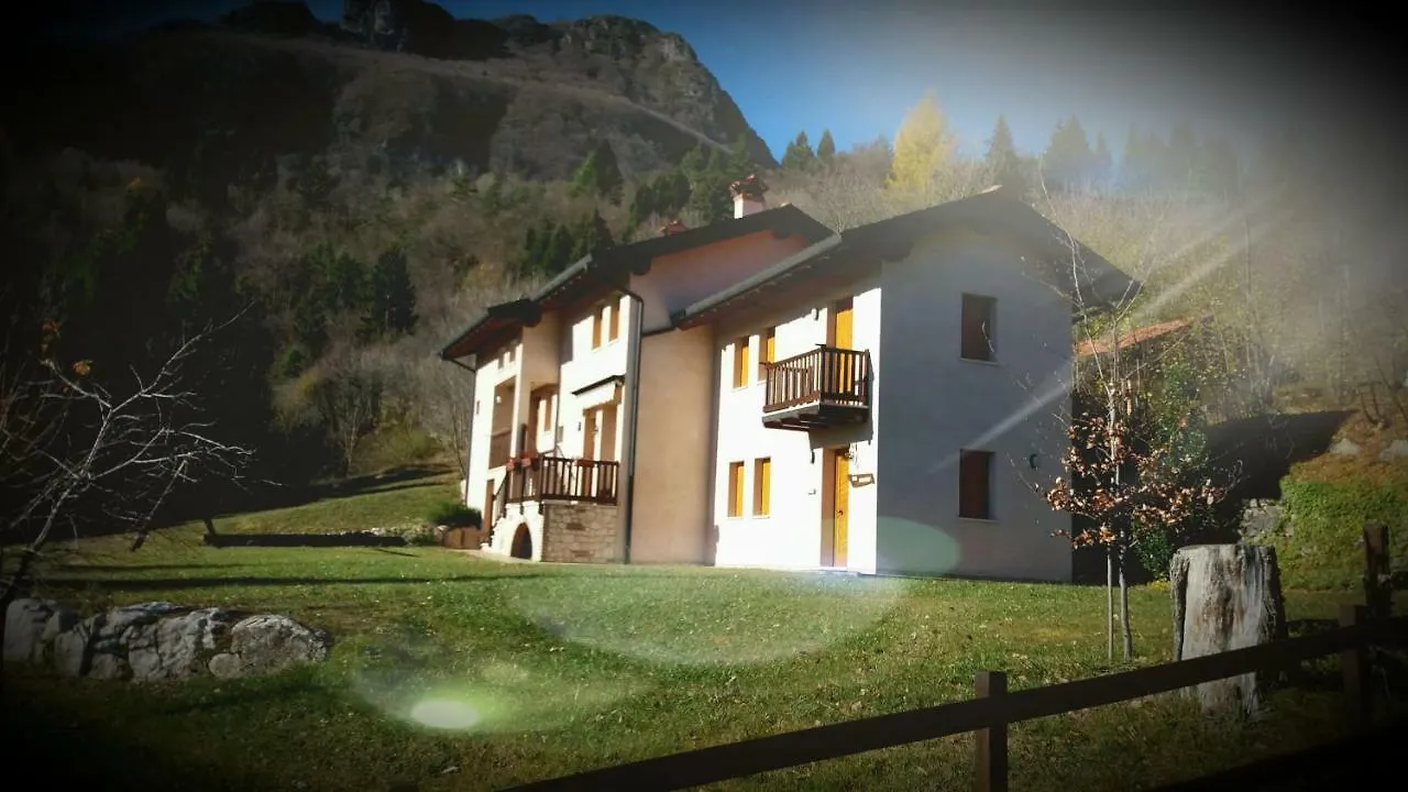 Holiday home Le Farfalle - Un Angolo Di Quiete Green A Laghi In Provincia Di Vicenza Stalle Comparetti Italy